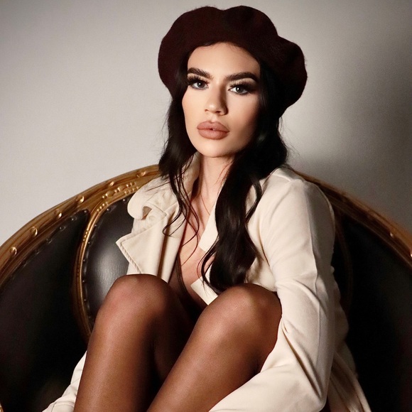 Meet your Posher, Tyler - Picture 6 of 13